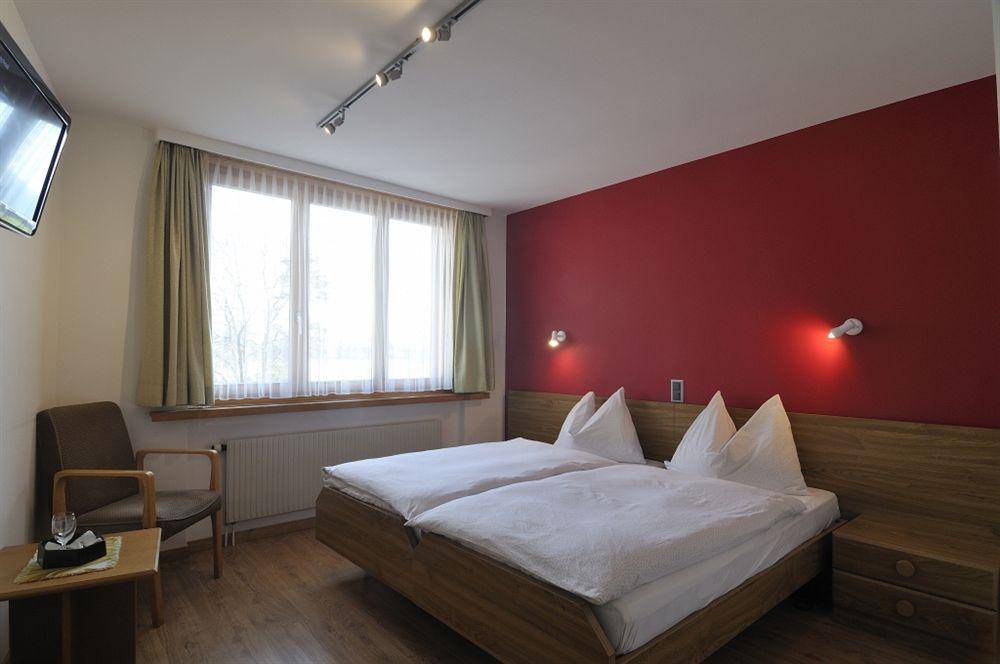 Hotel Toscana Interlaken Værelse billede